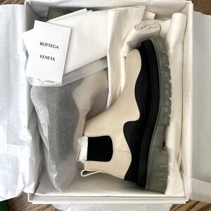 New Bottega Veneta Chelsea Boot - 38 1/2